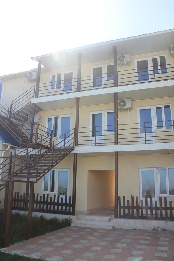 Sun Joy Hotel Sanzhiyka Esterno foto