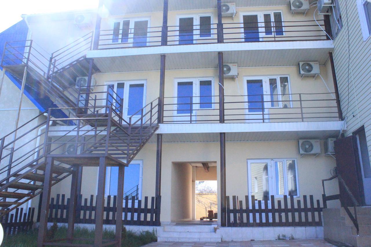 Sun Joy Hotel Sanzhiyka Esterno foto