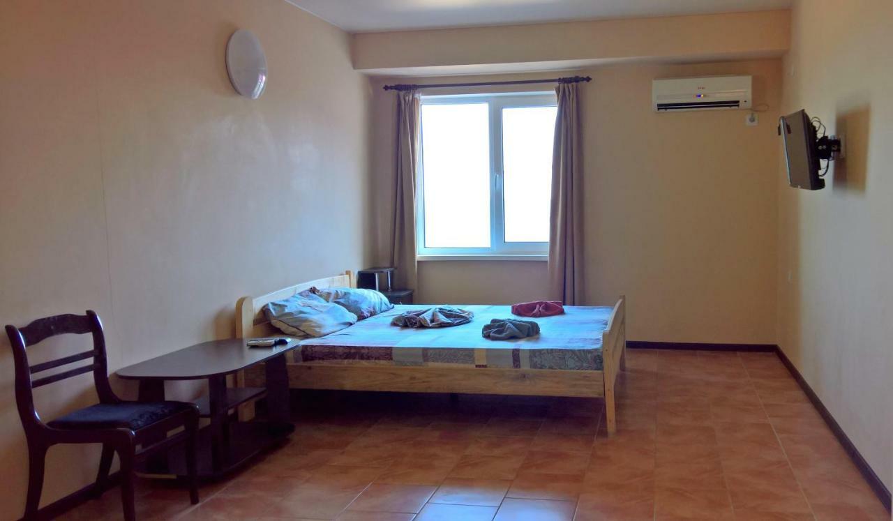 Sun Joy Hotel Sanzhiyka Esterno foto